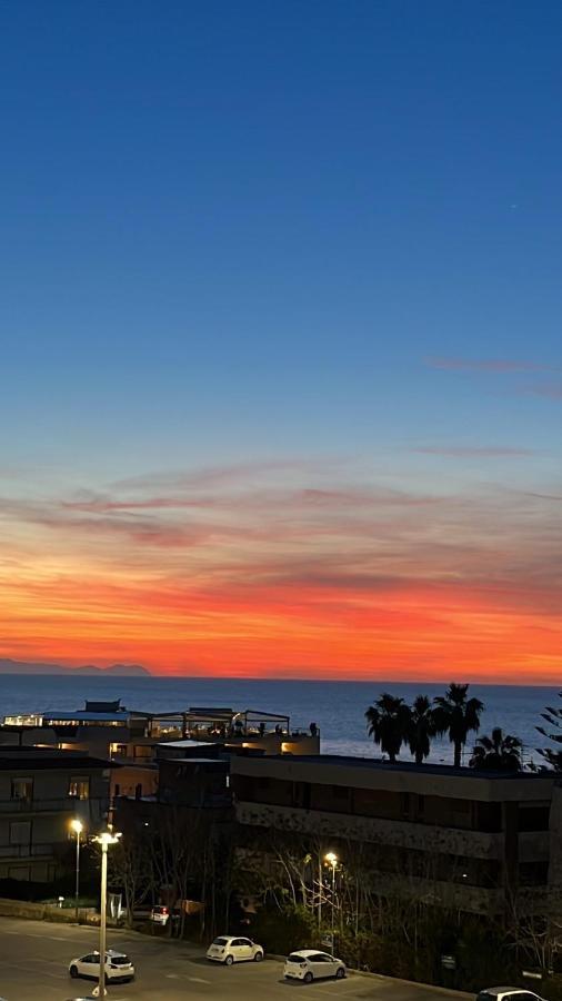Window On The Sunset Appartement Cefalù Buitenkant foto
